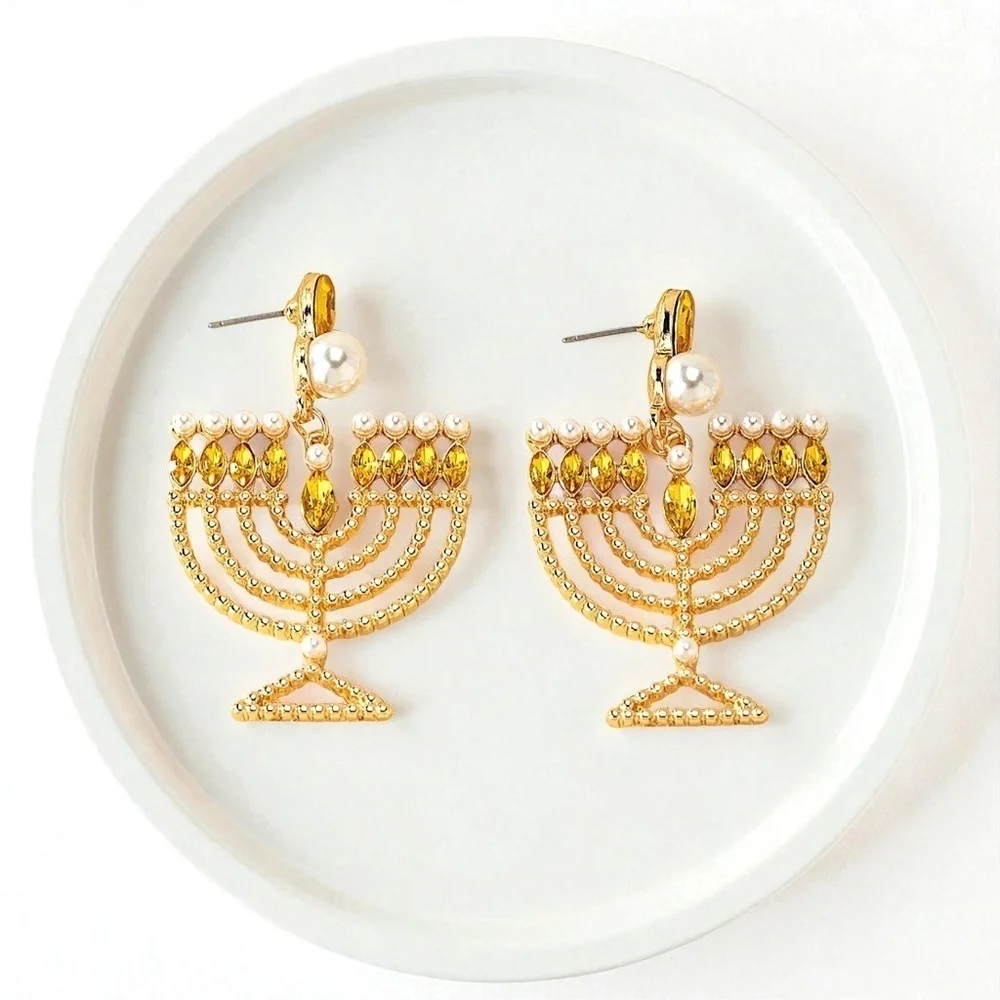 Shine Bright with Sparkling Menorah Earrings – Perfect for Hanukkah Celebrations